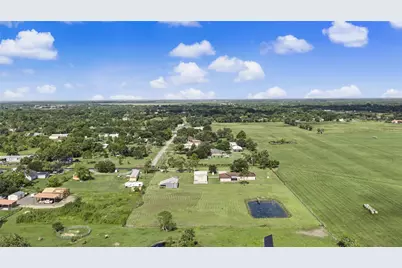 5717 Avenue U Street, Santa Fe, TX 77517 - Photo 3