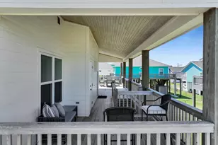 2312 Antigua Cir, Crystal Beach, TX 77650 - Photo 15