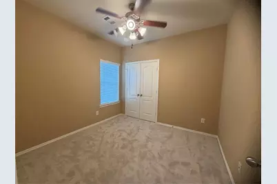 1092 Shadow Glenn Drive, Conroe, TX 77301 - Photo 13
