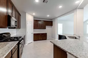 2710 Jasper Oaks Dr, Iowa Colony, TX 77583 - Photo 7