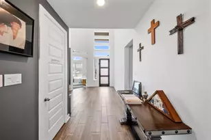 5025 Steady Breeze, Katy, TX 77493 - Photo 3