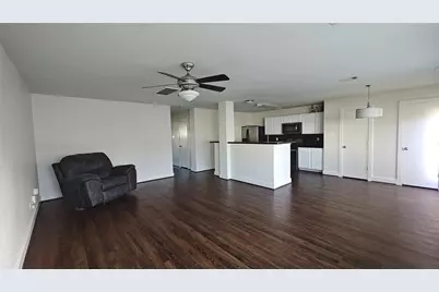 11734 Chanteloup Drive, Houston, TX 77047 - Photo 15