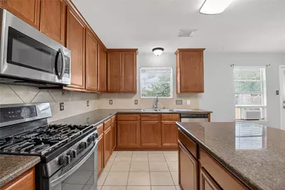 18338 Melissa Springs Drive, Tomball, TX 77375 - Photo 3