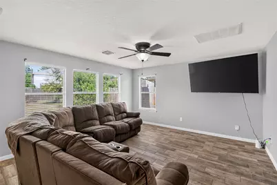 18338 Melissa Springs Drive, Tomball, TX 77375 - Photo 13