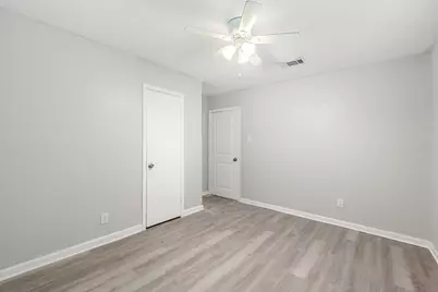 7938 Snowden Street, Houston, TX 77028 - Photo 27
