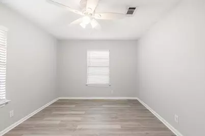 7938 Snowden Street, Houston, TX 77028 - Photo 29