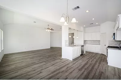 11025 Ondrea Drive, Willis, TX 77318 - Photo 9