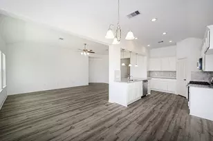 11025 Ondrea Dr, Willis, TX 77318 - Photo 9