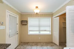 1810 Viking Dr, Houston, TX 77018 - Photo 11