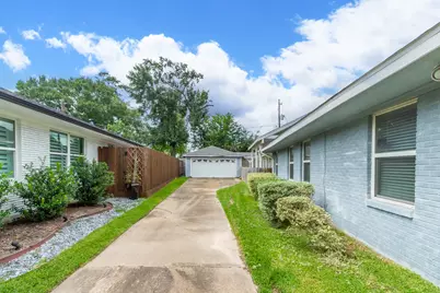 1810 Viking Drive, Houston, TX 77018 - Photo 35