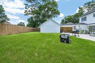 16410 Heatherdale Dr, Houston, TX 77059 - Photo 27