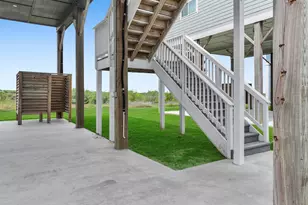1041 Sunset Circle W, Crystal Beach, TX 77650 - Photo 49