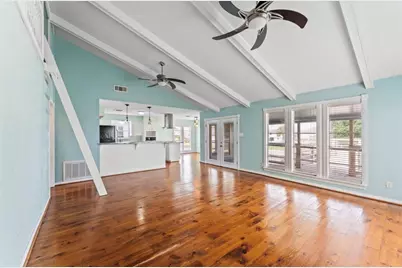 12 S Sandpiper Street, La Marque, TX 77568 - Photo 9