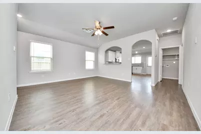 13211 Karan Park Lane, Houston, TX 77044 - Photo 17