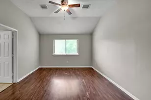 319 Cape Conroe Dr, Montgomery, TX 77356 - Photo 11