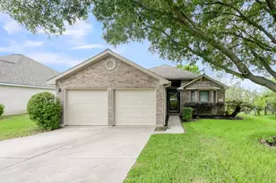 319 Cape Conroe Dr, Montgomery, TX 77356 - Photo 1