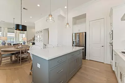 2602 Cottage Grove Green Drive, Houston, TX 77007 - Photo 15