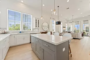 2602 Cottage Grove Green Dr, Houston, TX 77007 - Photo 13