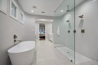 223 Malone Street, Houston, TX 77007 - Photo 13