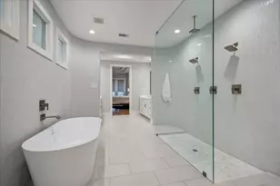 223 Malone St, Houston, TX 77007 - Photo 13