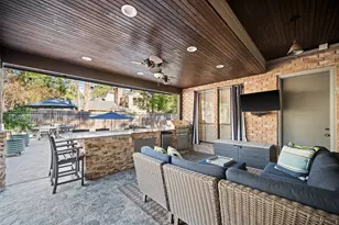 9410 Windrush Dr, Spring, TX 77379 - Photo 41