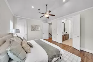9443 Fannin St, Houston, TX 77045 - Photo 33