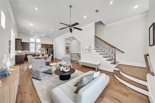 9443 Fannin St, Houston, TX 77045 - Photo 23