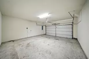 9443 Fannin St, Houston, TX 77045 - Photo 43