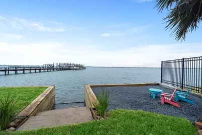 1026 Lillian Lane, Galveston, TX 77554 - Photo 49