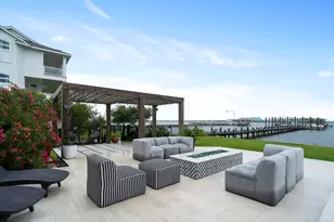 1026 Lillian Ln, Galveston, TX 77554 - Photo 5
