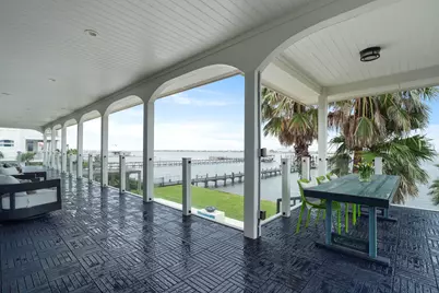 1026 Lillian Lane, Galveston, TX 77554 - Photo 29