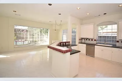 16 Treverstone Court, Sugar Land, TX 77479 - Photo 5