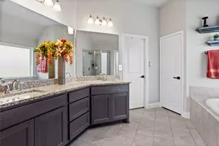 10423 Kahlo Ct, Iowa Colony, TX 77583 - Photo 11