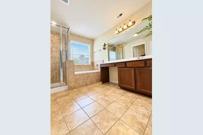 14226 Rim Side Trail, Houston, TX 77045 - Photo 13