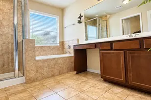 14226 Rim Side Trl, Houston, TX 77045 - Photo 13