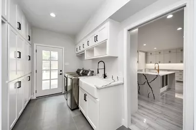 24 Hornsilver Place, The Woodlands, TX 77381 - Photo 29