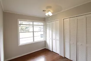 6915 Edgemoor Dr, Houston, TX 77074 - Photo 13