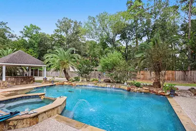911 Winchester Bend, Huffman, TX 77336 - Photo 15
