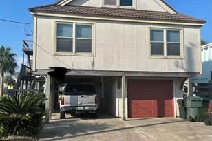 3710 Brewster Key Dr, Galveston, TX 77554 - Photo 1