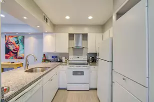 2575 Marilee Ln, Houston, TX 77057 - Photo 9