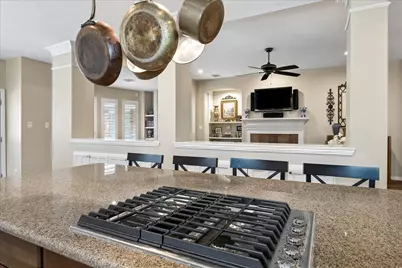11 S Concord Valley Place, The Woodlands, TX 77382 - Photo 19