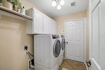 11 S Concord Valley Place, The Woodlands, TX 77382 - Photo 39