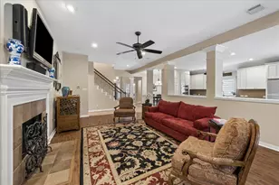 11 S Concord Valley Pl, The Woodlands, TX 77382 - Photo 17
