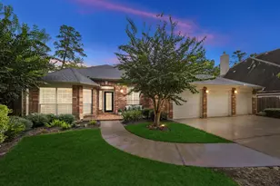 11 S Concord Valley Pl, The Woodlands, TX 77382 - Photo 1
