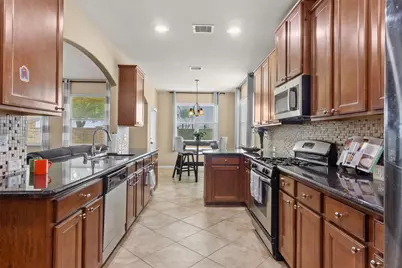 6102 Wickshire Drive, Rosenberg, TX 77471 - Photo 5