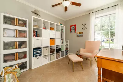 229 N Amherst Drive, West Columbia, TX 77486 - Photo 9