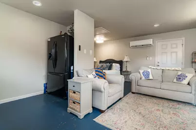 229 N Amherst Drive, West Columbia, TX 77486 - Photo 19