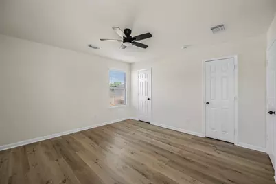 5227 Meadow Canyon Drive, Sugar Land, TX 77479 - Photo 45