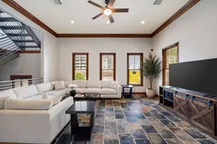 932 Knox St, Houston, TX 77007 - Photo 3