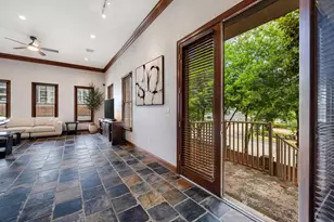932 Knox St, Houston, TX 77007 - Photo 9